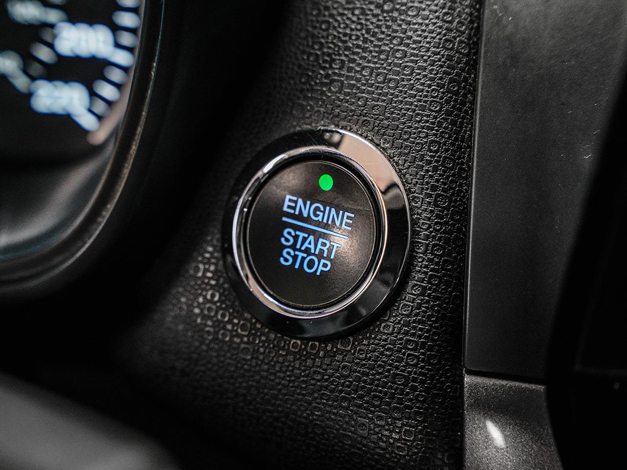 2018 Ford EcoSport SE FWD | LOW KMS | SUNROOF | SIDE-HINGED REAR DOOR Photo56