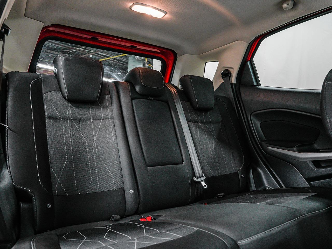 2018 Ford EcoSport SE FWD | LOW KMS | SUNROOF | SIDE-HINGED REAR DOOR Photo44