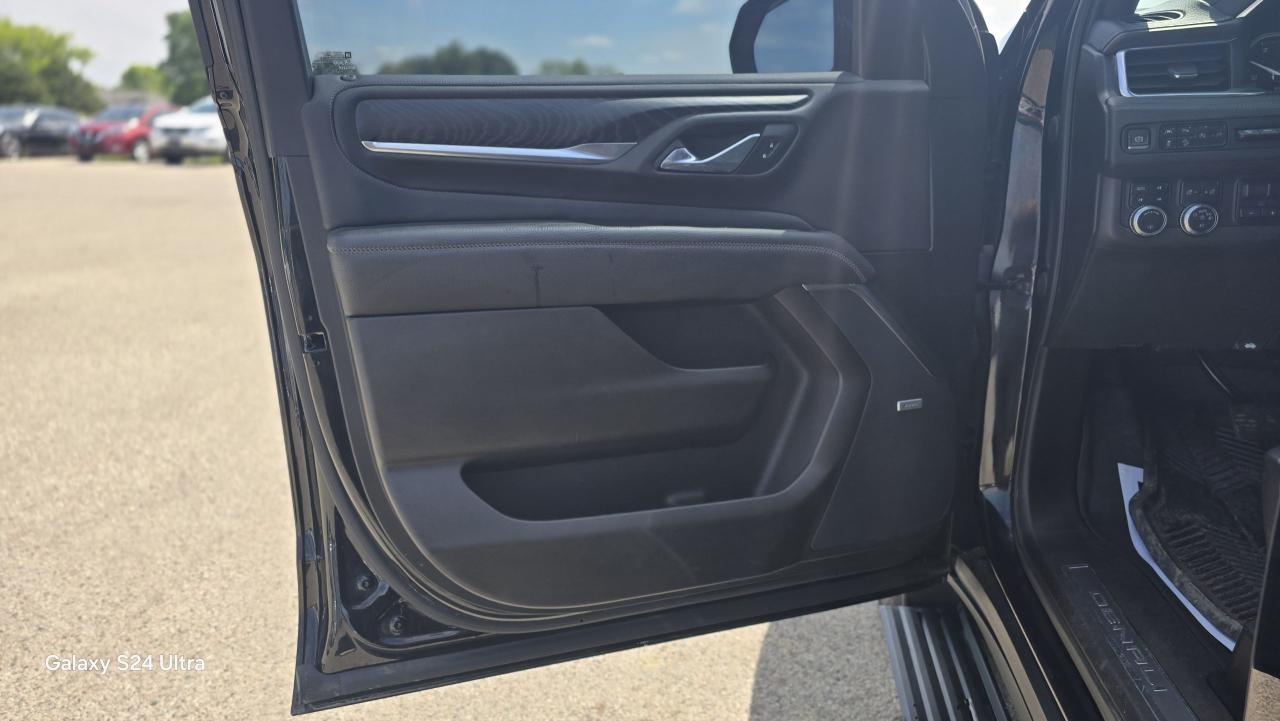 2021 GMC Yukon Denali - Photo #28