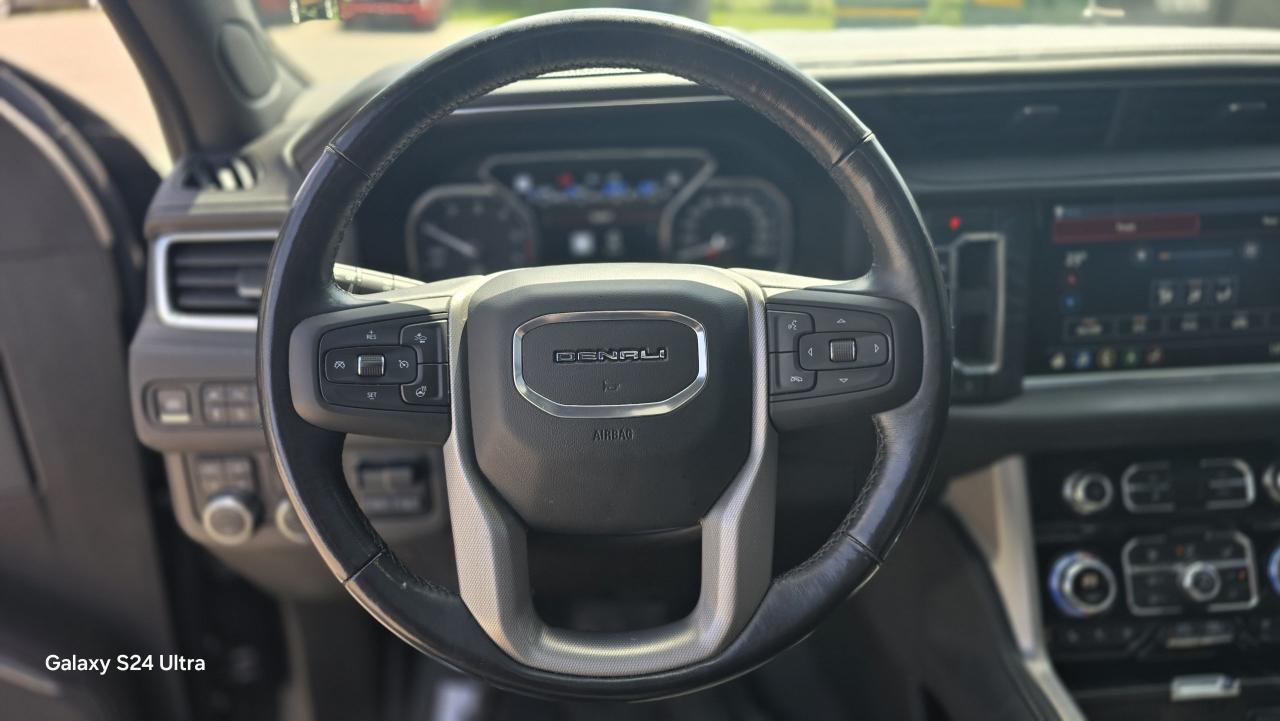 2021 GMC Yukon Denali - Photo #27