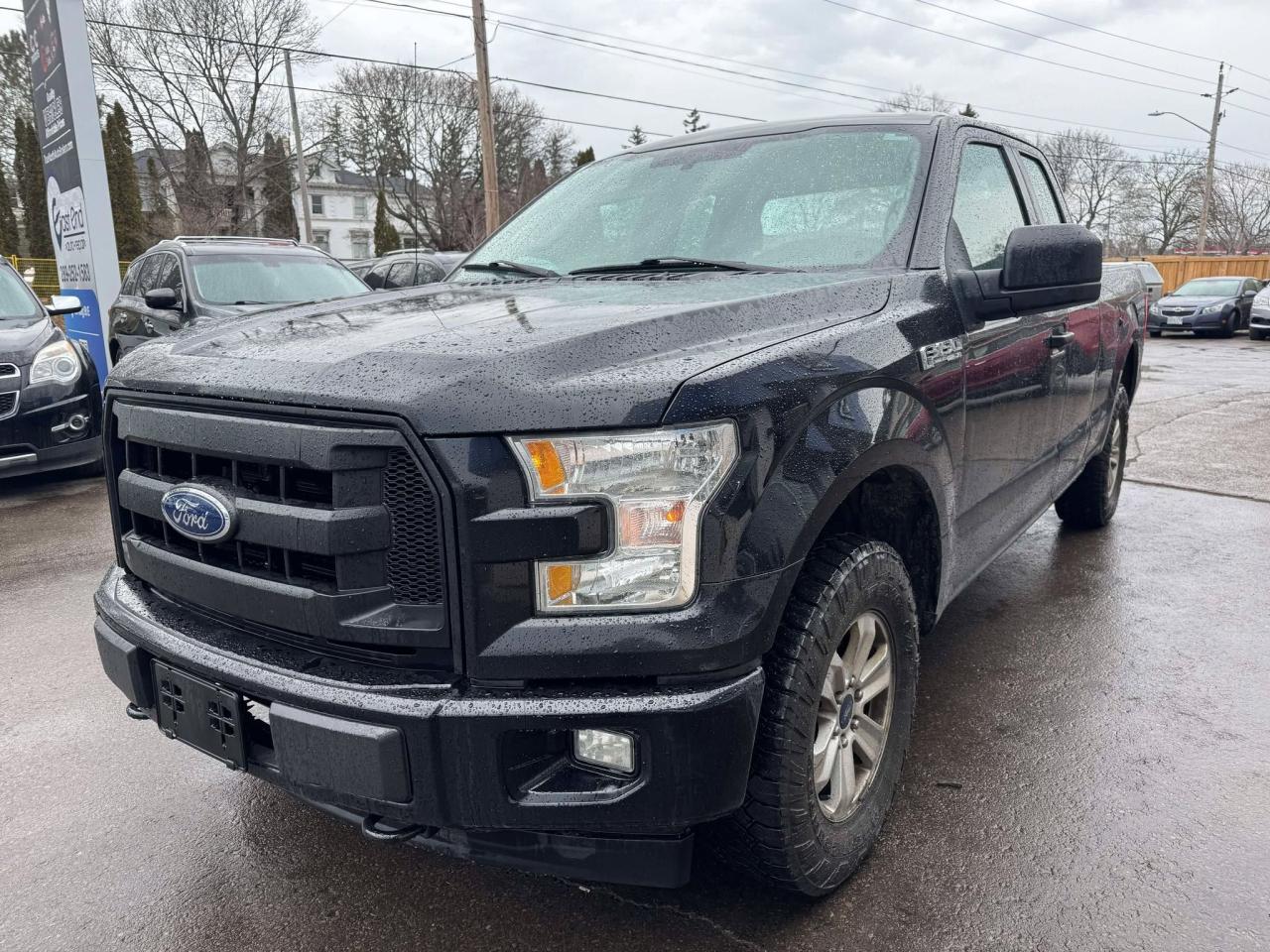 2017 Ford F-150 4WD SUPERCAB 145" XL - Photo #3