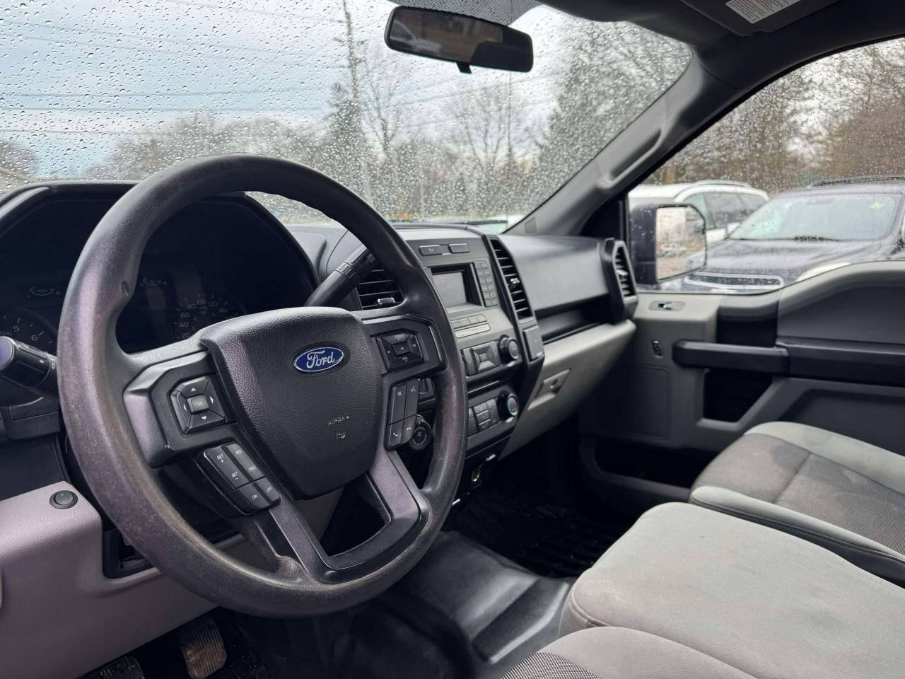 2017 Ford F-150 4WD SUPERCAB 145" XL - Photo #13