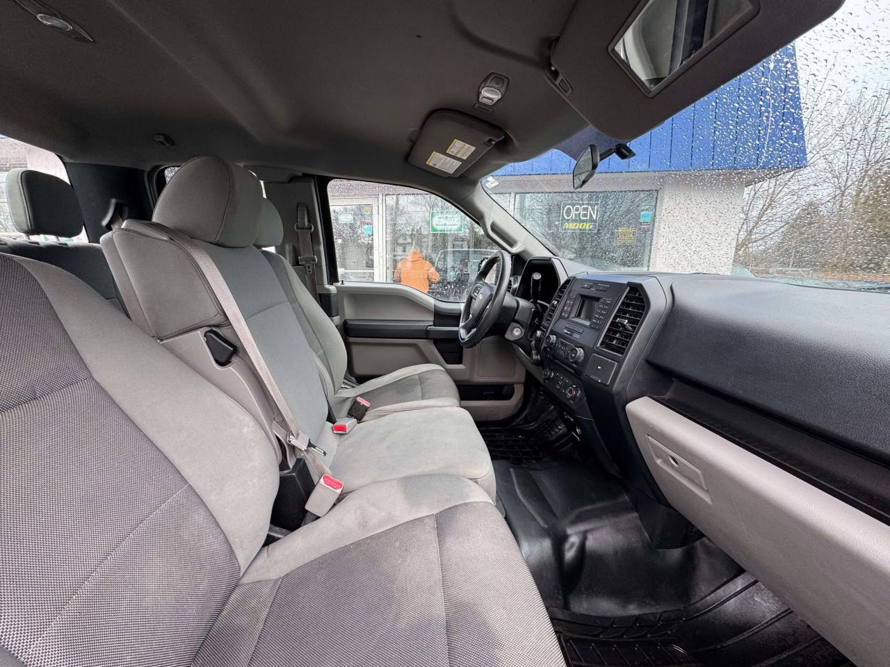 2017 Ford F-150 4WD SUPERCAB 145" XL - Photo #10