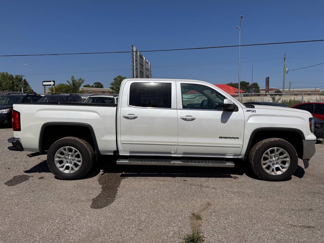 2016 GMC Sierra 1500 SLE - Photo #8