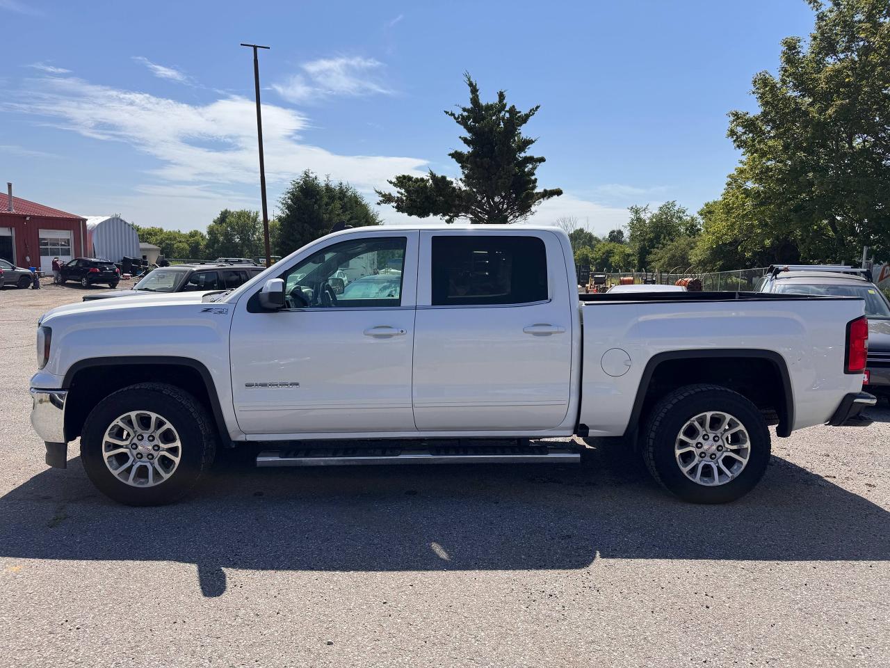 2016 GMC Sierra 1500 SLE - Photo #4
