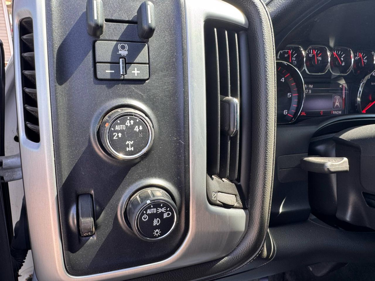 2016 GMC Sierra 1500 SLE - Photo #20