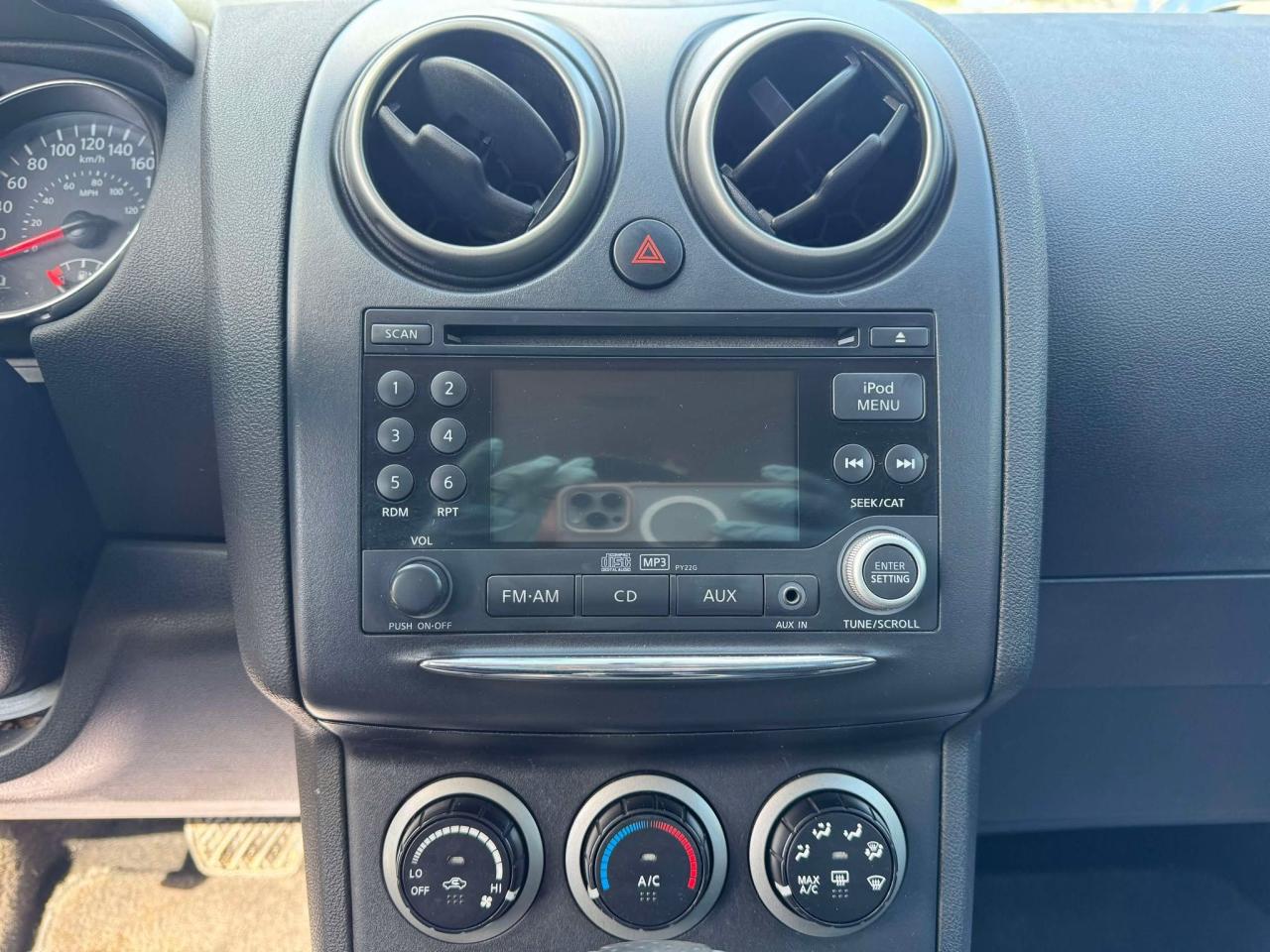 2011 Nissan Rogue SV - Photo #19