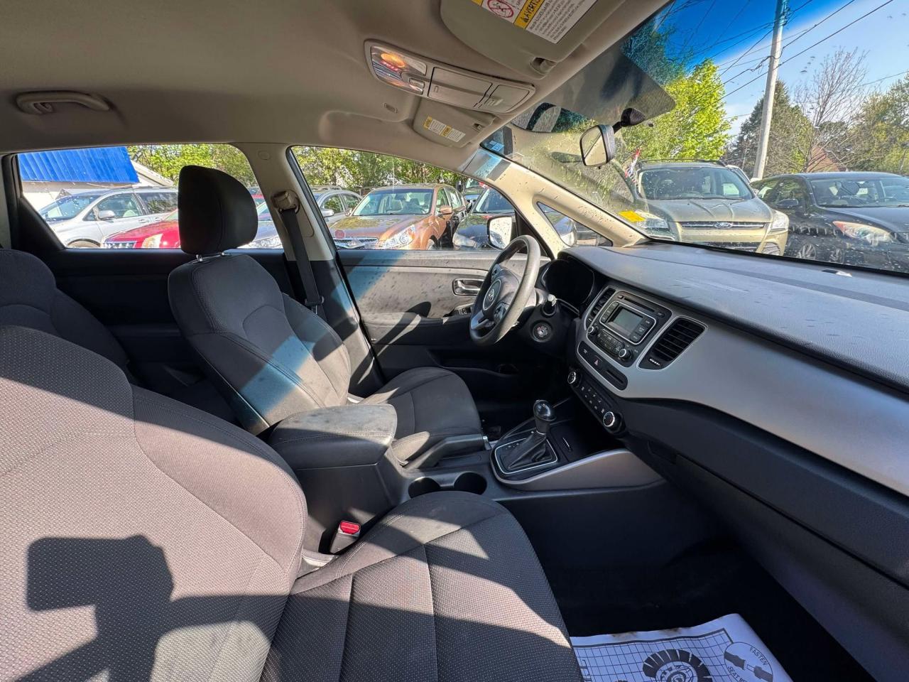 2015 Kia Rondo LX - Photo #10