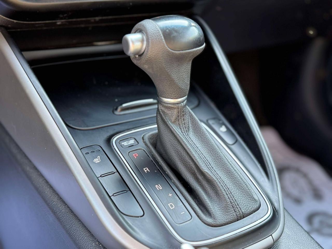 2015 Kia Rondo LX - Photo #21