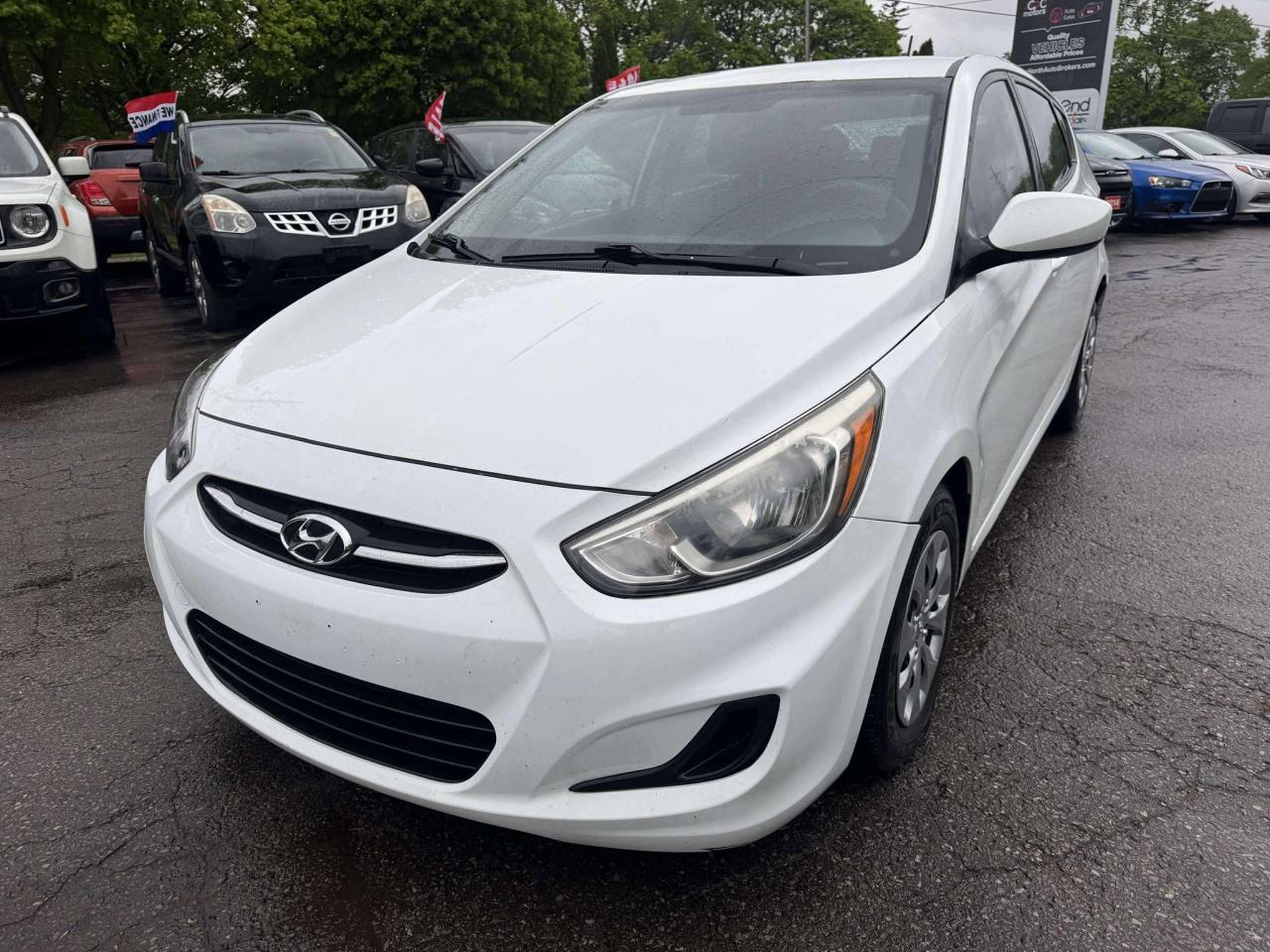 2016 Hyundai Accent GL - Photo #3