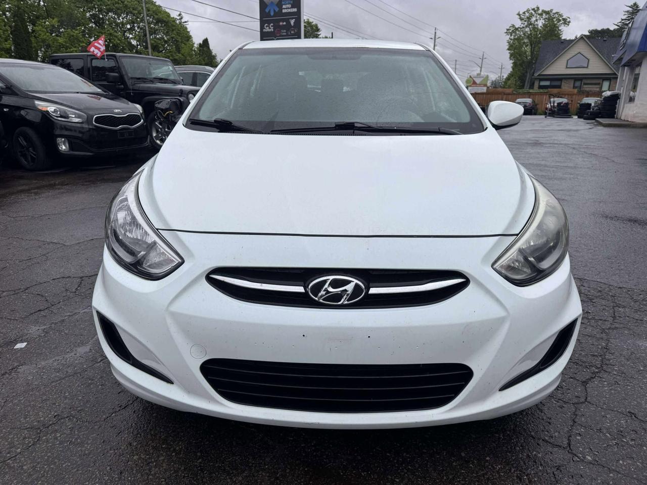 2016 Hyundai Accent GL - Photo #2