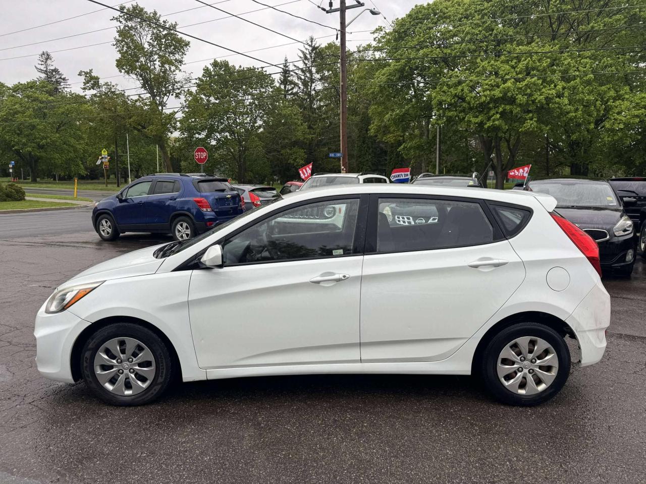 2016 Hyundai Accent GL - Photo #8