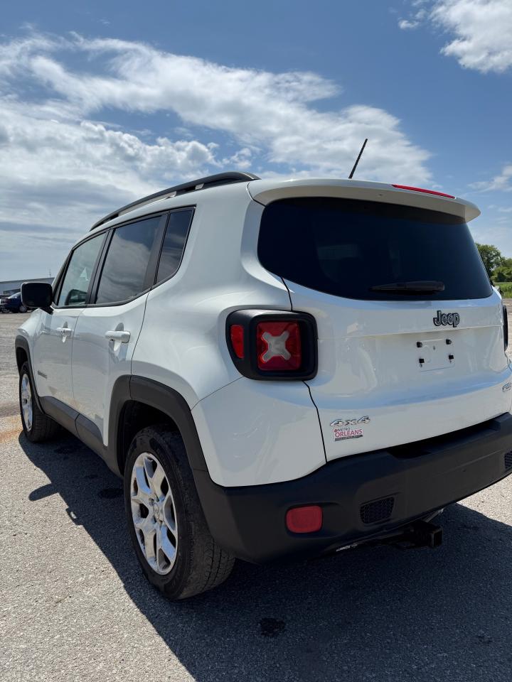 2015 Jeep Renegade North - Photo #5