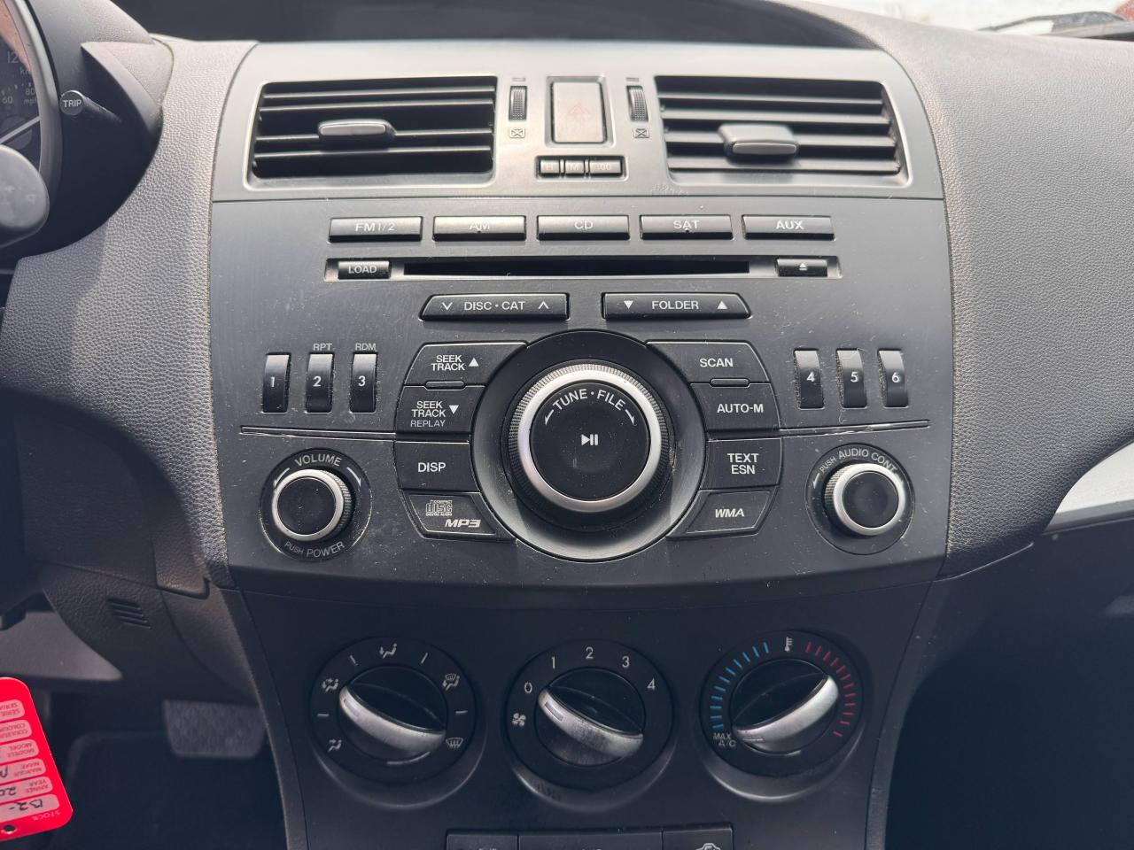 2013 Mazda MAZDA3 GX - Photo #13