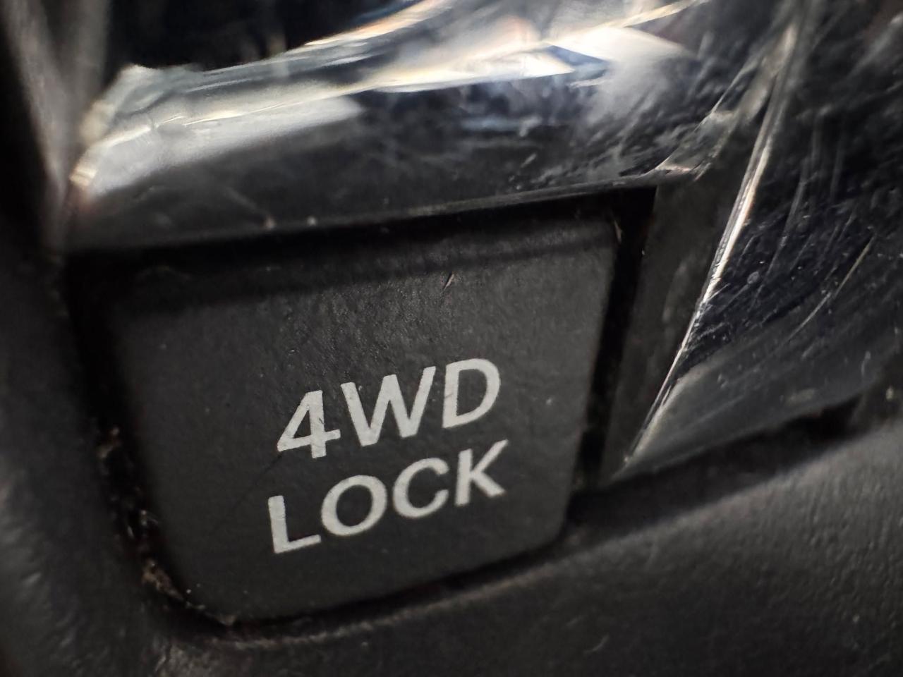 2016 Jeep Patriot 4WD 4dr High Altitude - Photo #20