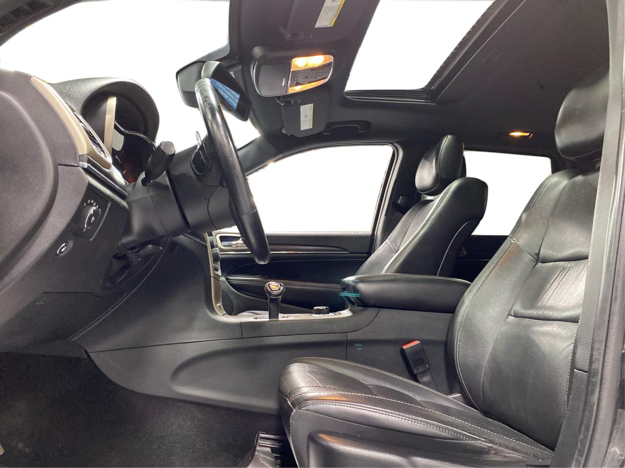 2014 Jeep Grand Cherokee Limited - Photo #9