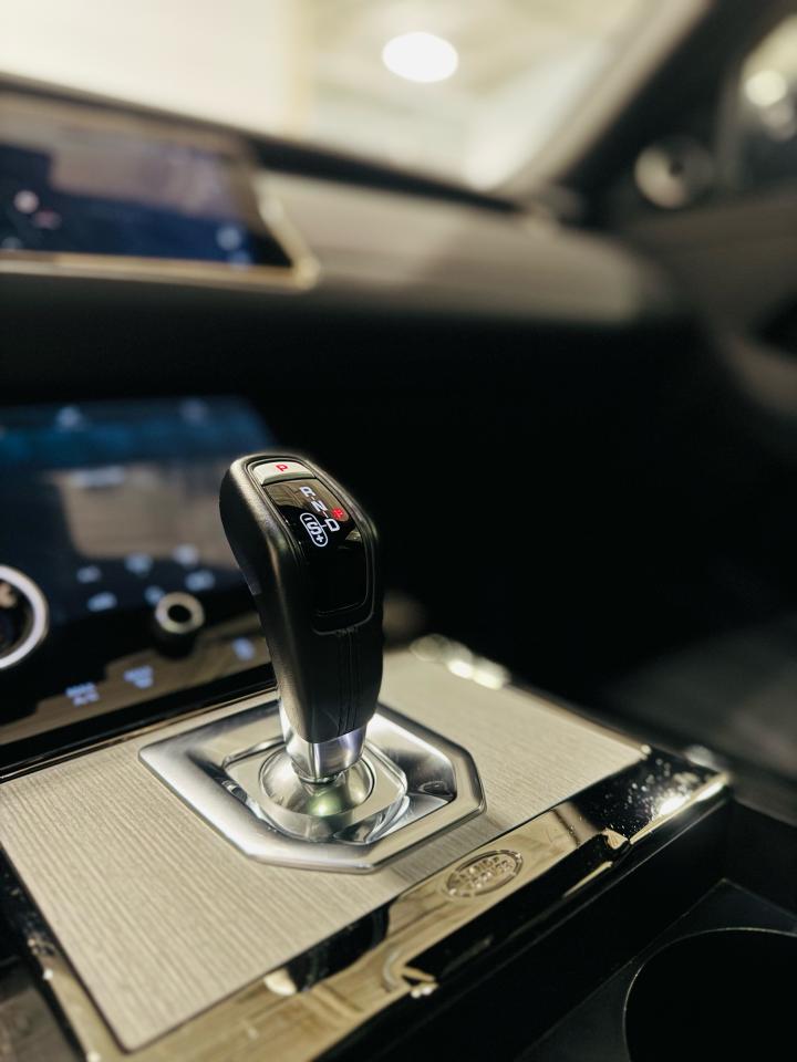 2022 Land Rover Range Rover Evoque Bronze Collection - Photo #16