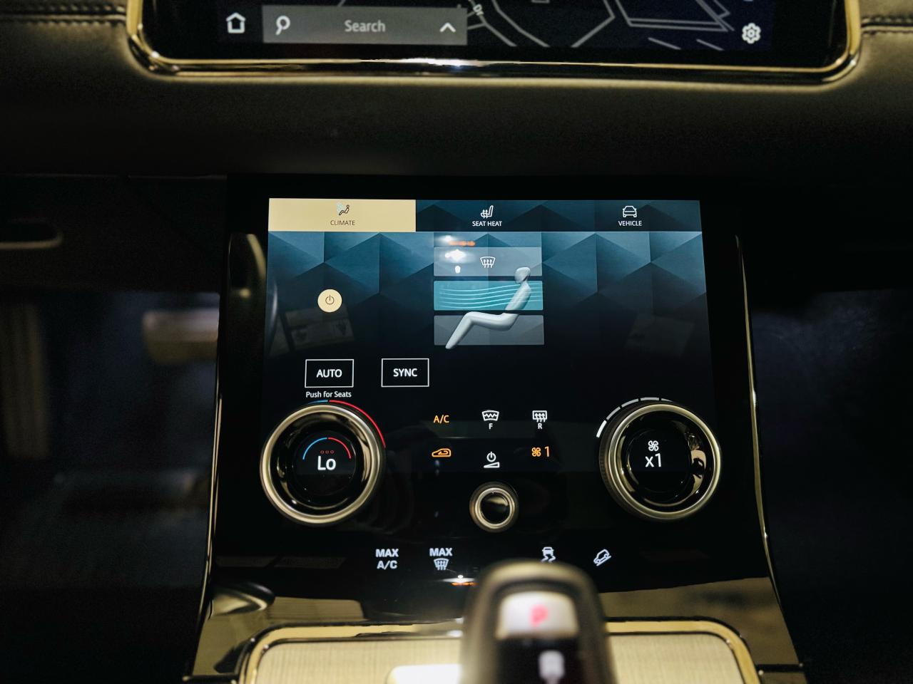 2022 Land Rover Range Rover Evoque Bronze Collection - Photo #18