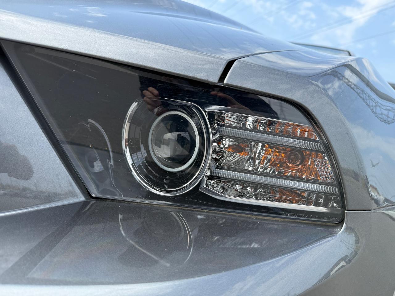 2014 Ford Mustang V6 Premium - Photo #24