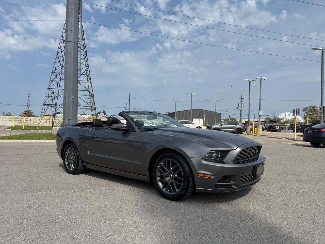 2014 Ford Mustang V6 Premium - Photo #3