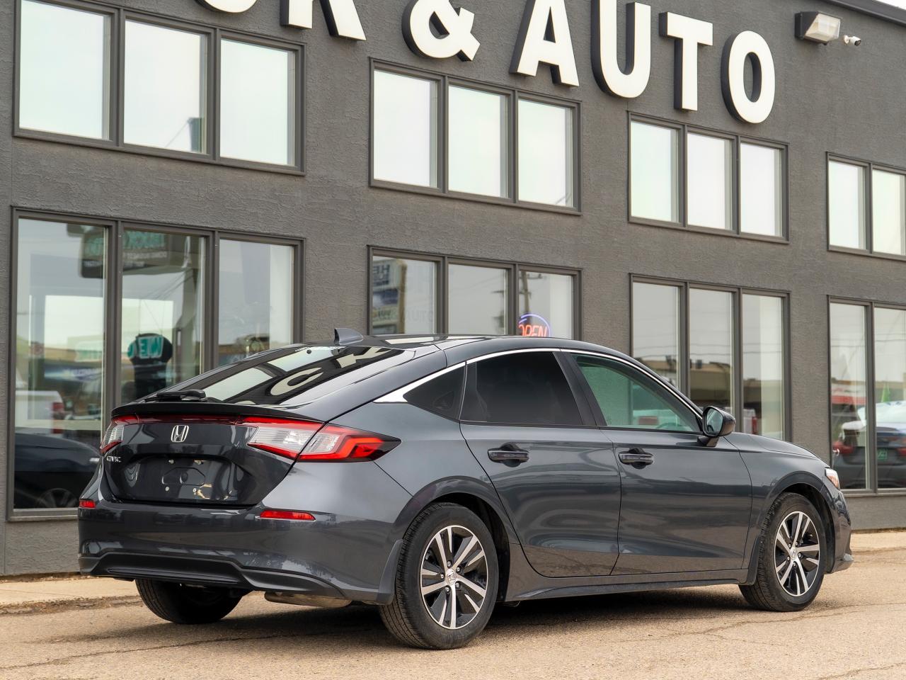 2023 Honda Civic LX Photo5