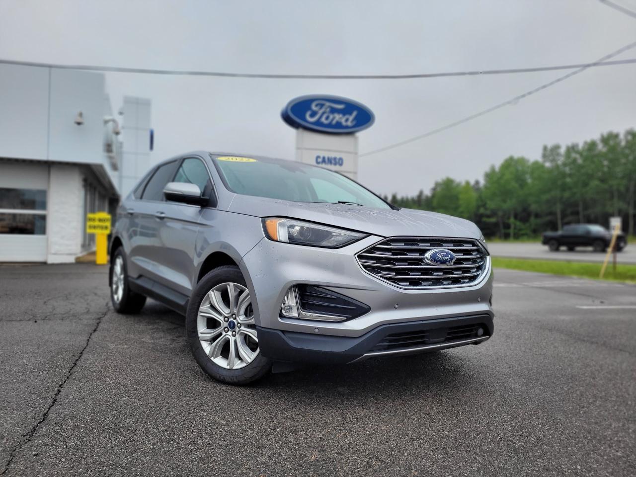 Used 2022 Ford Edge TITAN TITANIUM AWD W/ OFF LEASE / NEW TIRES for sale in Port Hawkesbury, NS