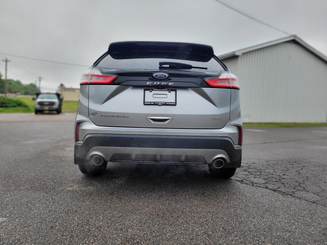 2022 Ford Edge TITAN TITANIUM AWD W/ OFF LEASE / NEW TIRES Photo4