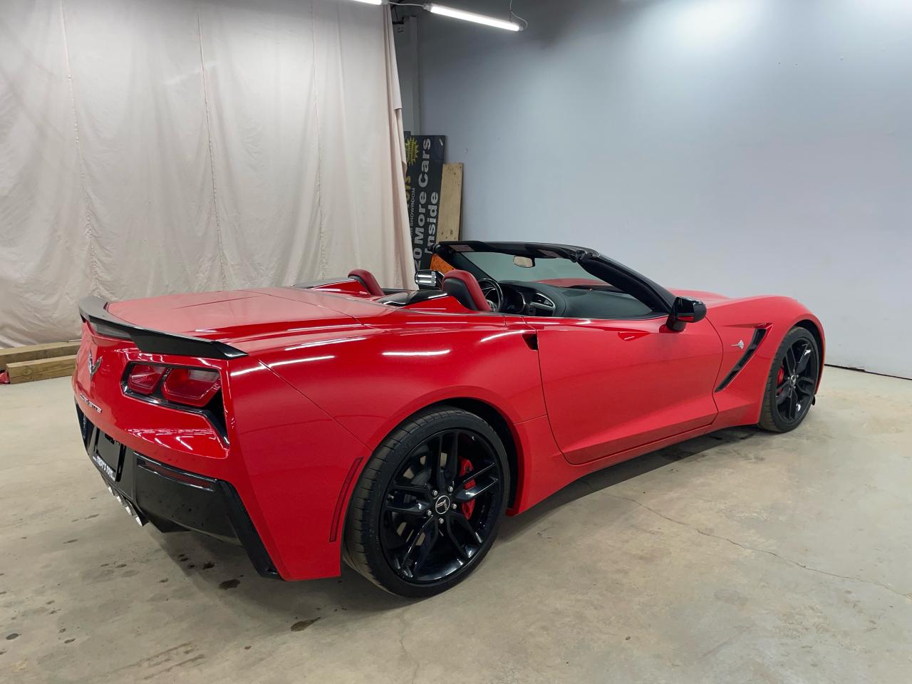 2015 Chevrolet Corvette 2LT Photo24