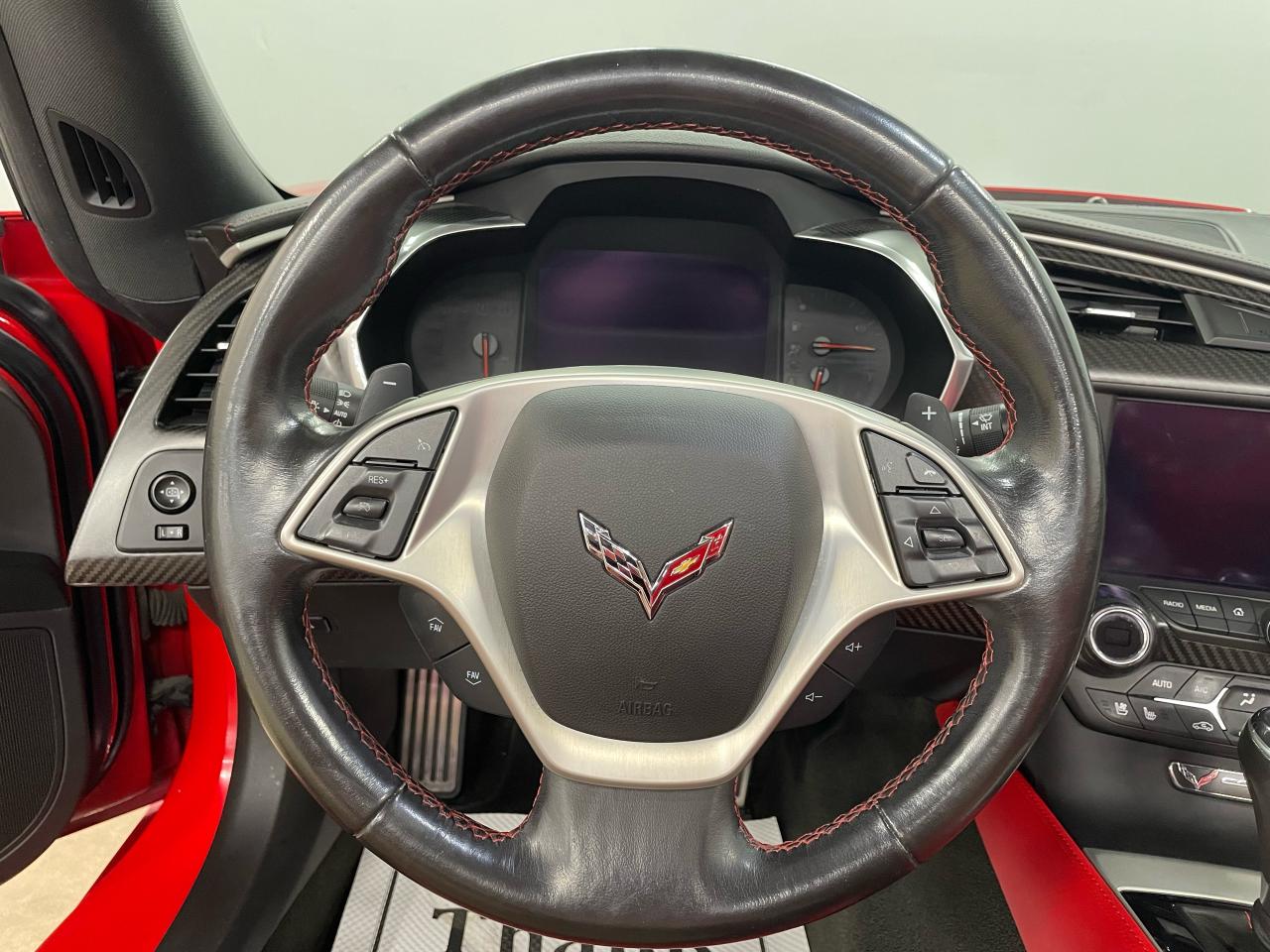 2015 Chevrolet Corvette 2LT Photo29