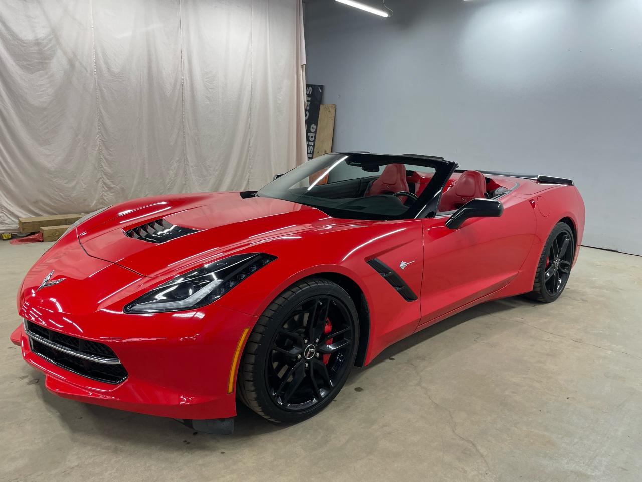 2015 Chevrolet Corvette 2LT Photo20