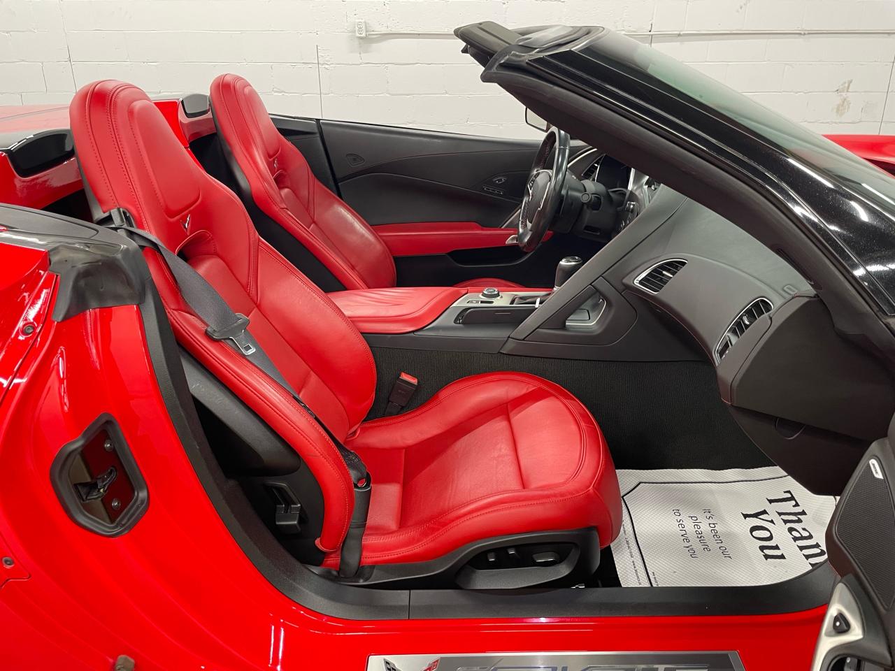 2015 Chevrolet Corvette 2LT Photo9