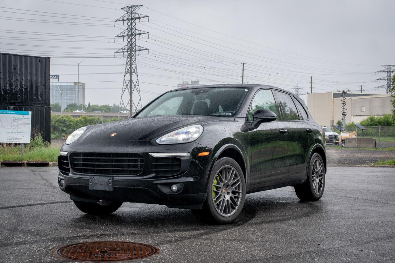 Used 2017 Porsche Cayenne Hybrid S for sale in Ottawa, ON