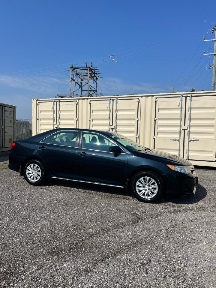 2013 Toyota Camry LE - Photo #2