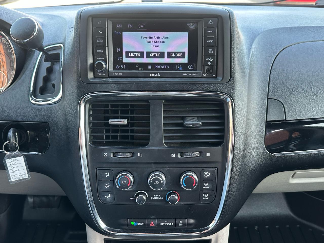 2017 Dodge Grand Caravan SXT Premium Plus - Photo #17