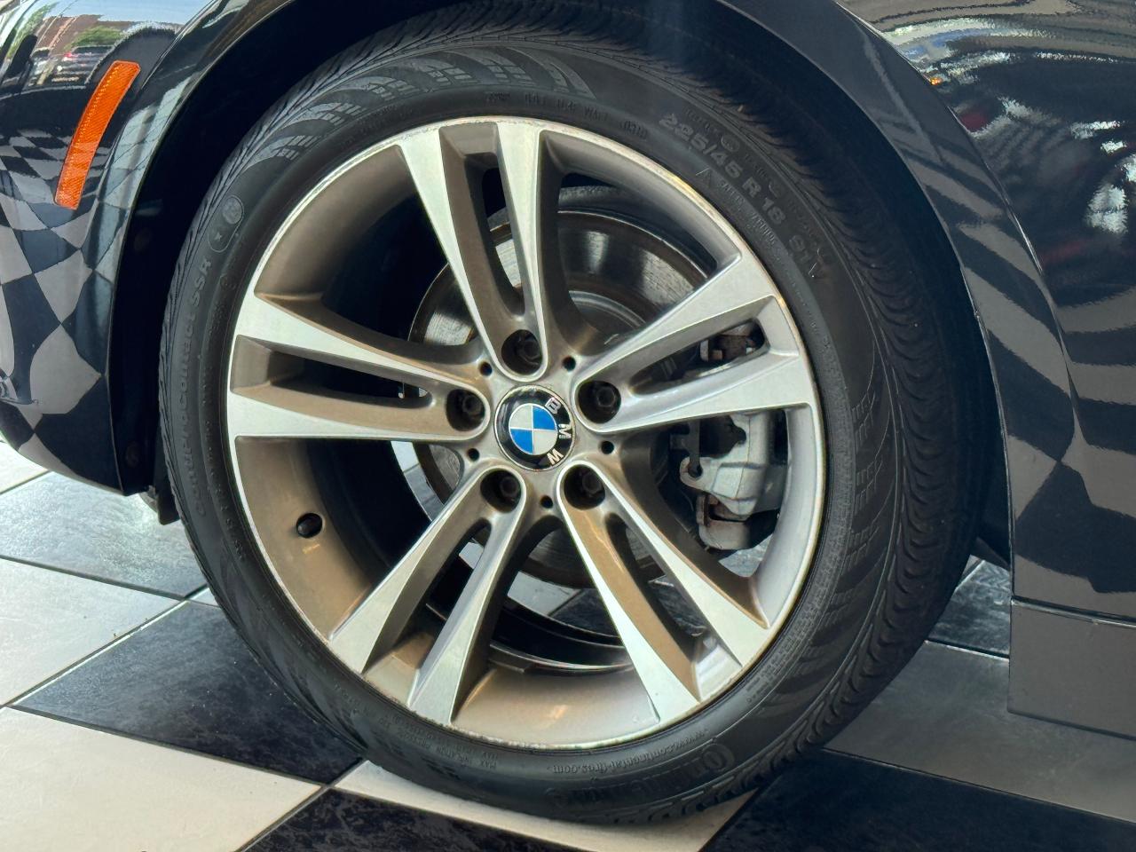 2017 BMW 3 Series 320i xDrive+New Brakes+Roof+Leather+CLEAN CARFAX Photo112
