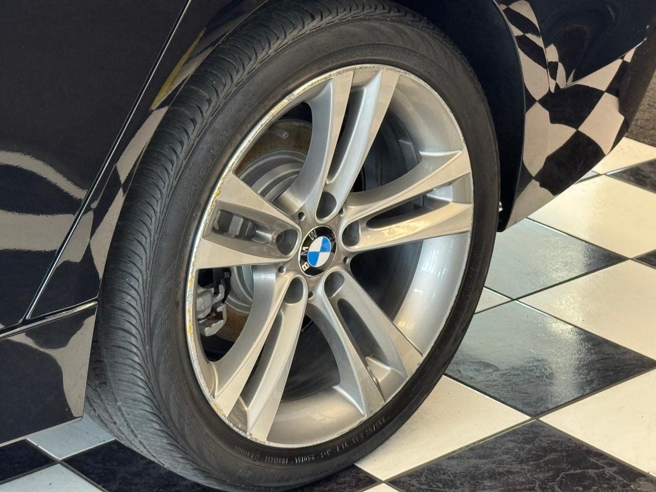 2017 BMW 3 Series 320i xDrive+New Brakes+Roof+Leather+CLEAN CARFAX Photo113