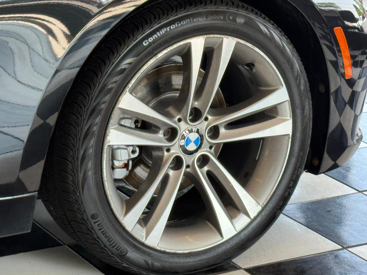2017 BMW 3 Series 320i xDrive+New Brakes+Roof+Leather+CLEAN CARFAX Photo115