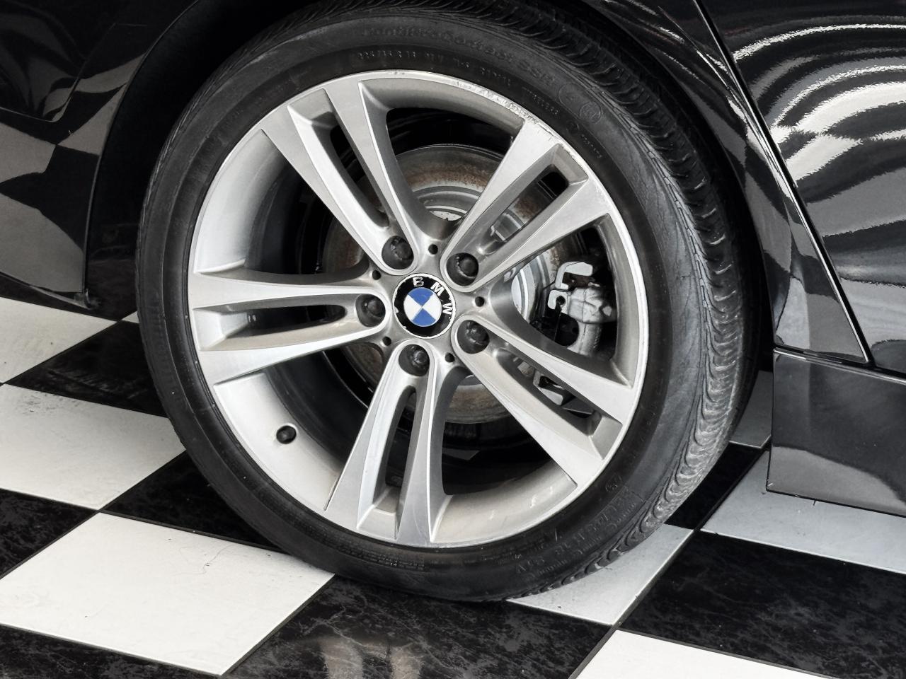 2017 BMW 3 Series 320i xDrive+New Brakes+Roof+Leather+CLEAN CARFAX Photo114