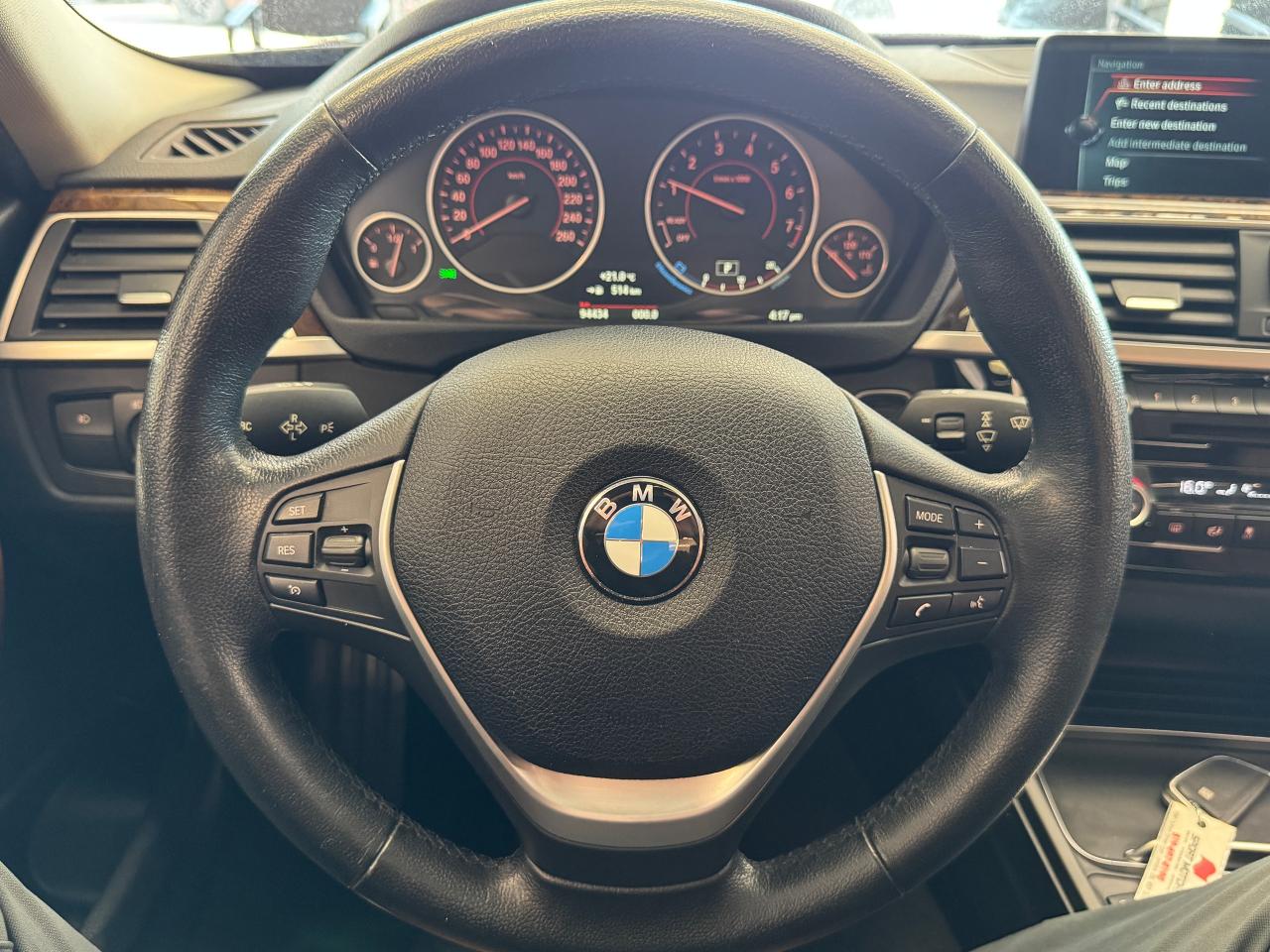 2017 BMW 3 Series 320i xDrive+New Brakes+Roof+Leather+CLEAN CARFAX Photo13