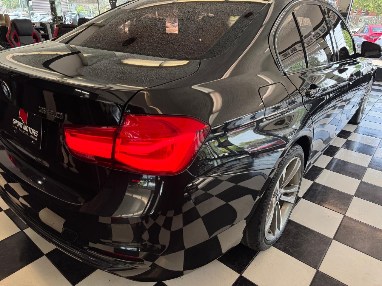 2017 BMW 3 Series 320i xDrive+New Brakes+Roof+Leather+CLEAN CARFAX Photo101