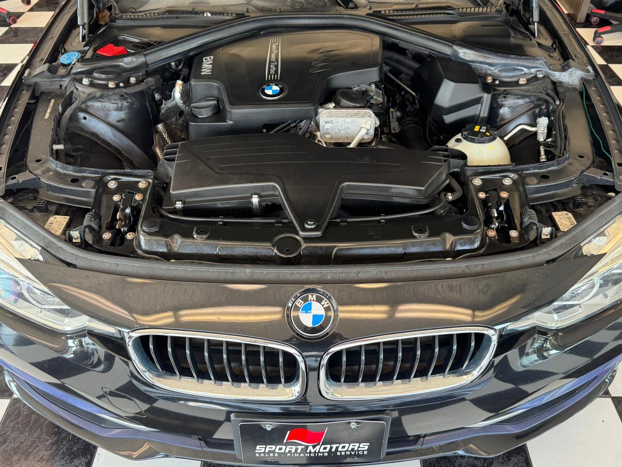 2017 BMW 3 Series 320i xDrive+New Brakes+Roof+Leather+CLEAN CARFAX Photo74