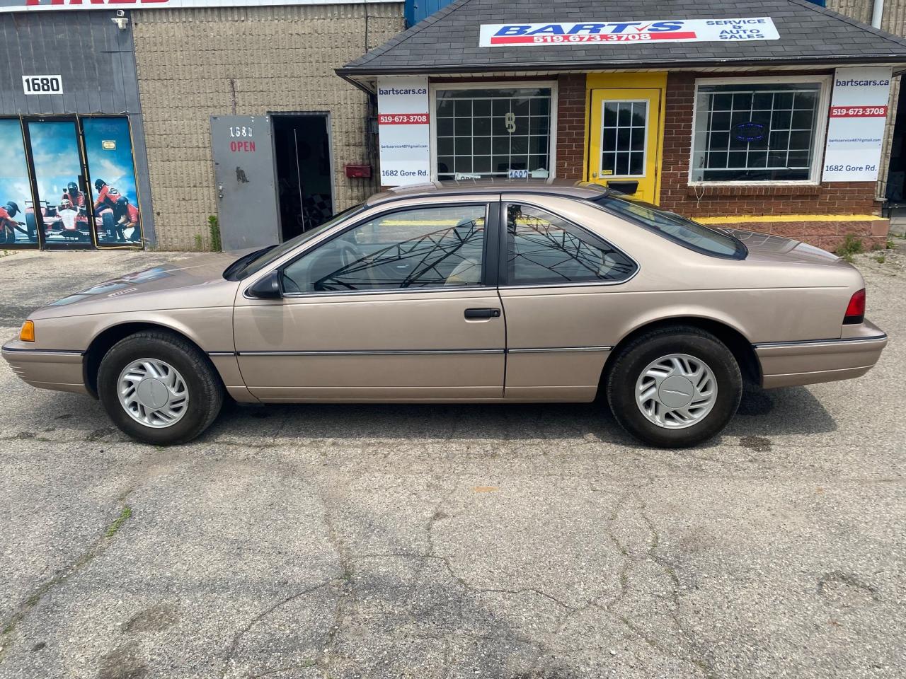 1991 Ford Thunderbird 