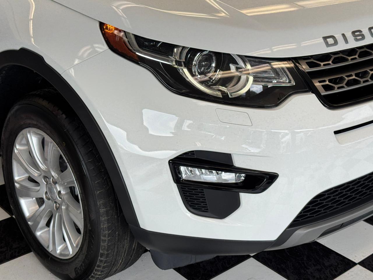 2017 Land Rover Discovery Sport 4WD SE+New Tires+GPS+Camera+Roof+CLEAN CARFAX Photo34