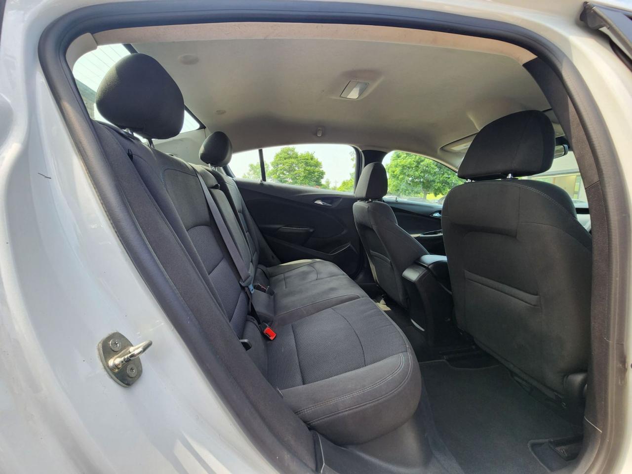 2016 Chevrolet Cruze LT l Mint Condition l Clean Carfax l No Accidents