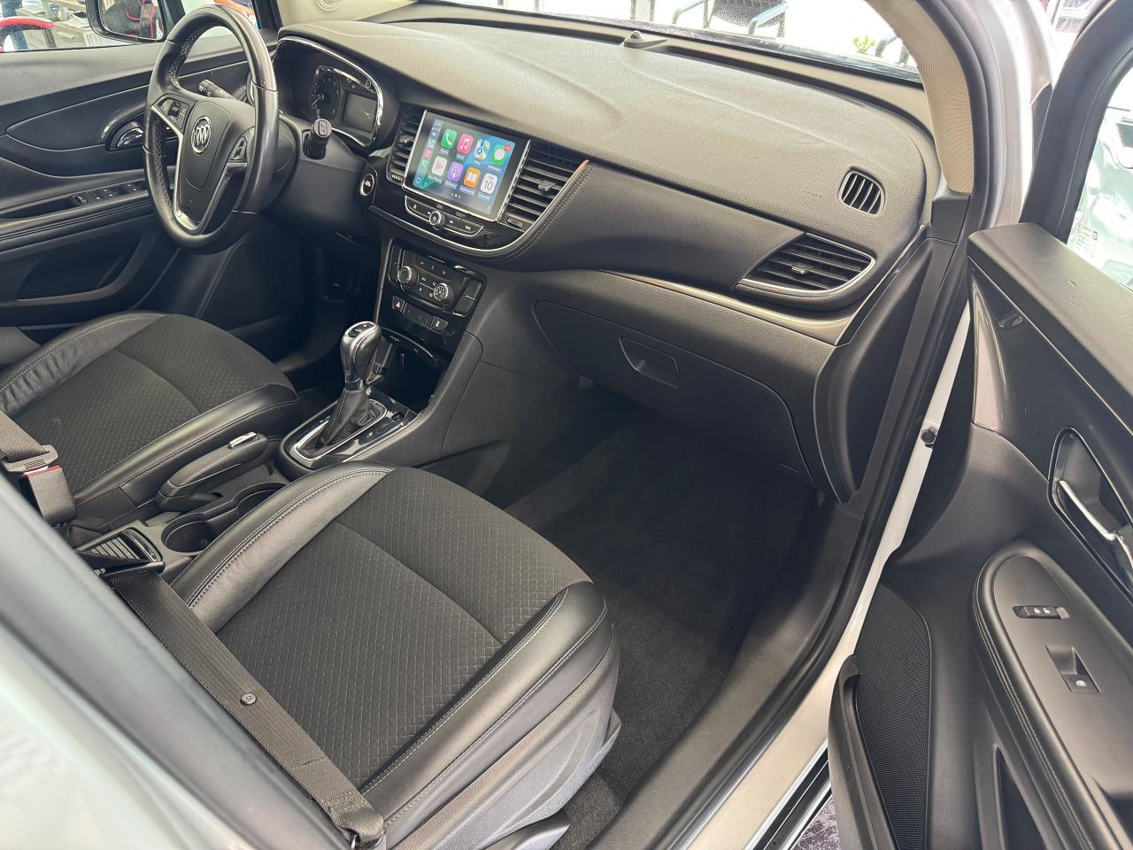 2017 Buick Encore Preferred+New Tires+Brakes+ApplePlay+CLEAN CARFAX - Photo #21