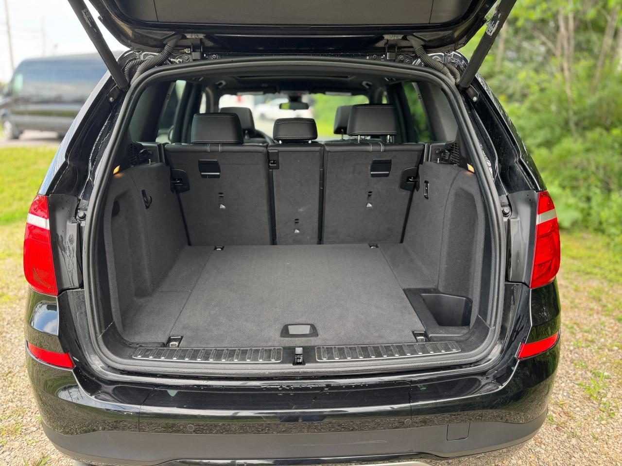2016 BMW X3 AWD 4DR XDRIVE28i - Photo #16