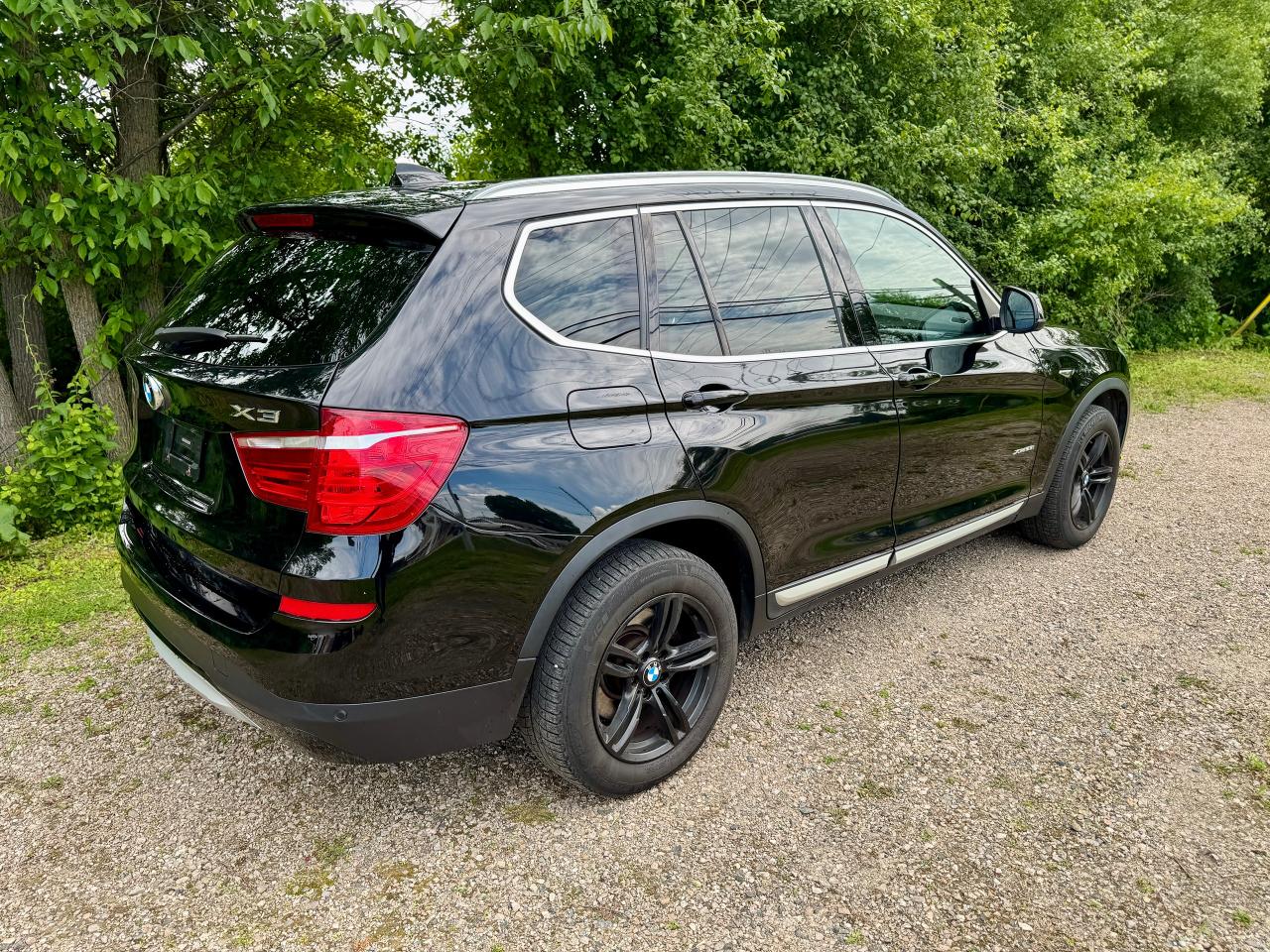 2016 BMW X3 AWD 4DR XDRIVE28i - Photo #17