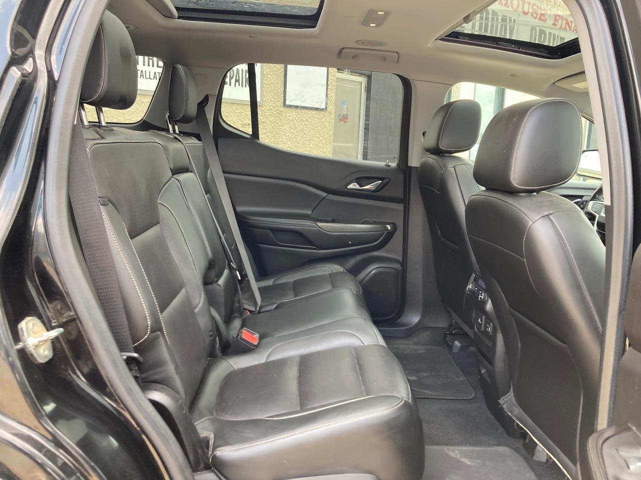 2019 GMC Acadia SLT - Photo #16