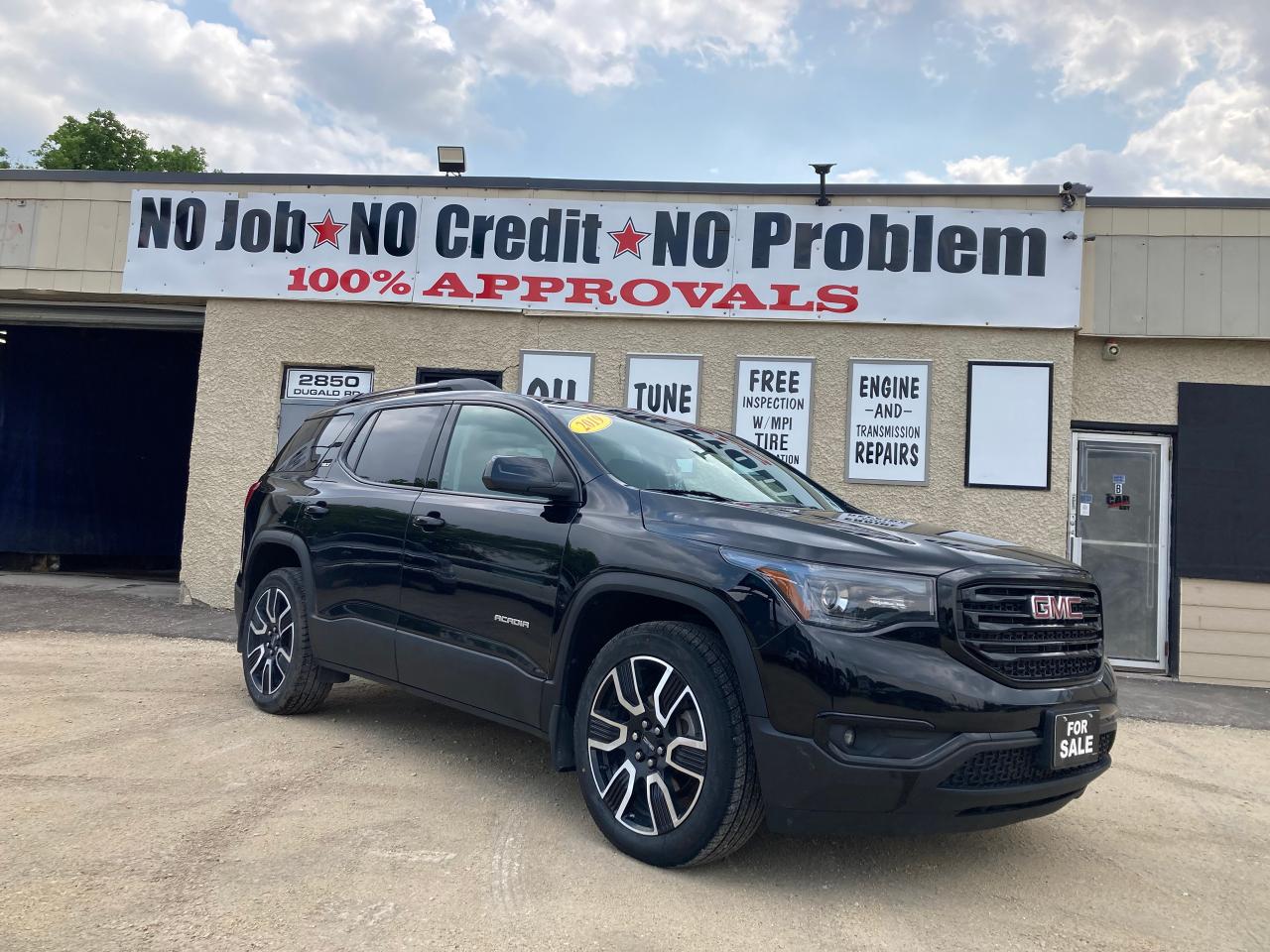 Used 2019 GMC Acadia SLT for sale in Winnipeg, MB
