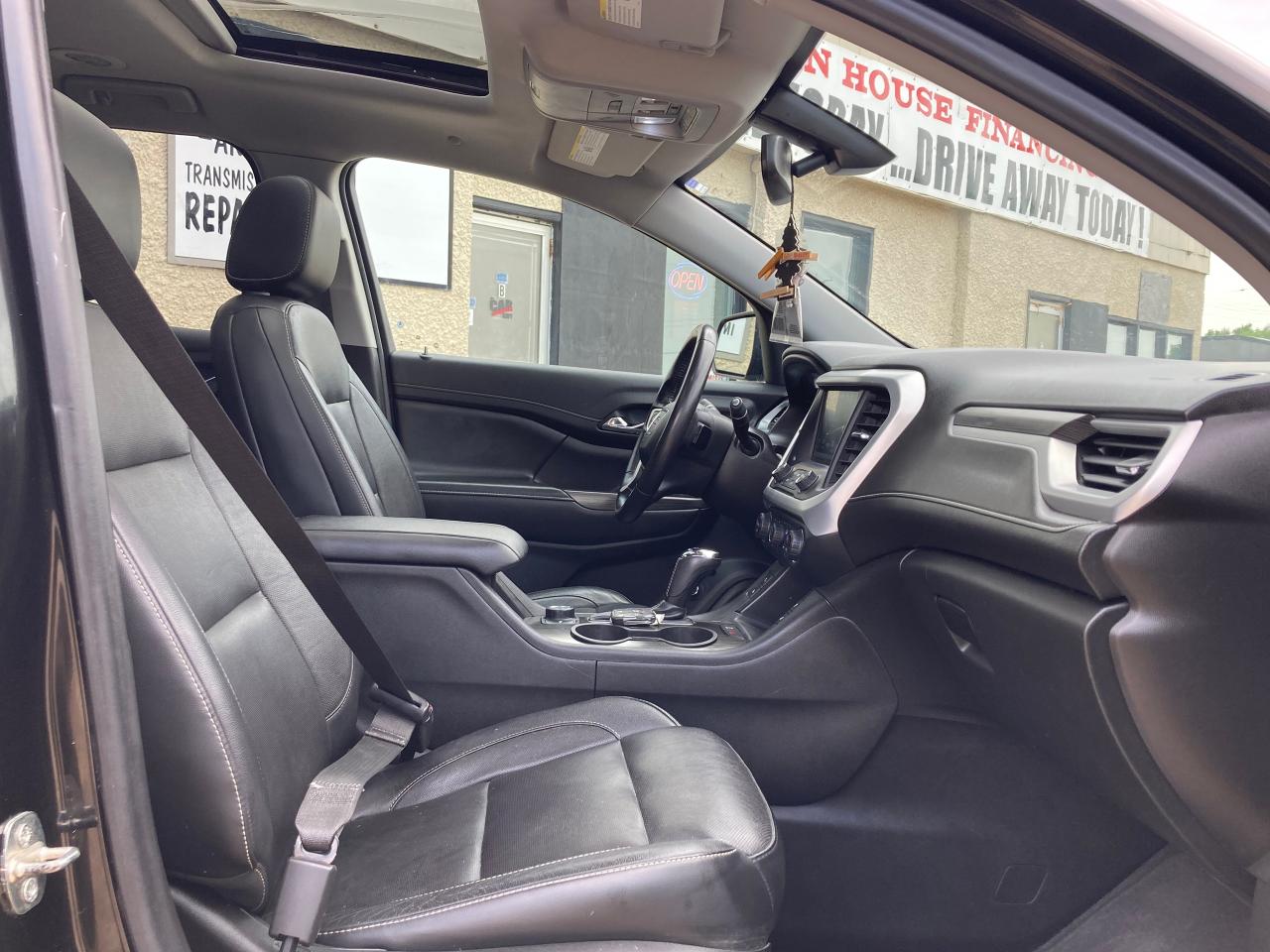 2019 GMC Acadia SLT - Photo #13